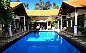 Villa Silence